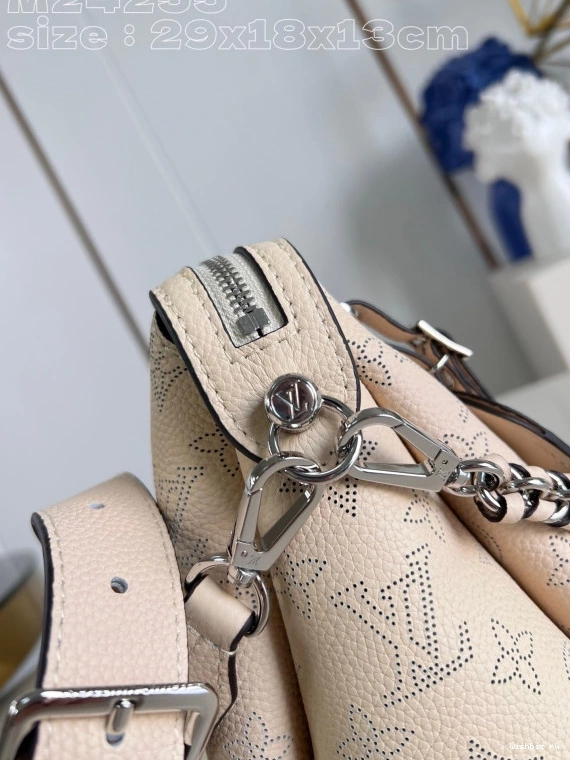 WIS VUITTON LOUIS - 13CM 18 29 x Hand PM x It All 1103